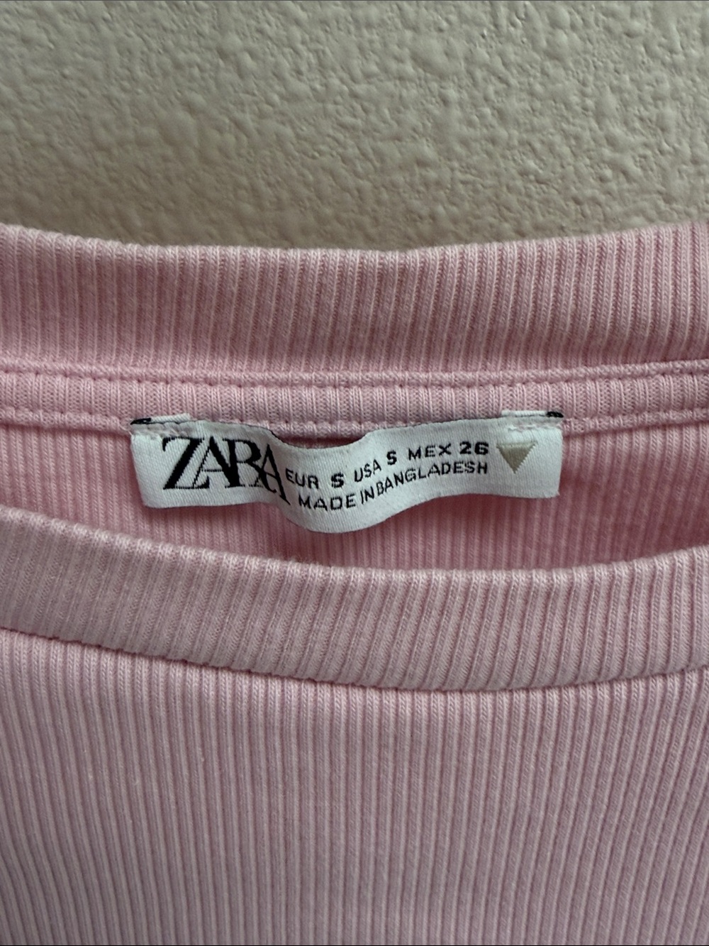 Zara Pink Ruffle Sleeve Ribbed Top - Picture 2 of 2